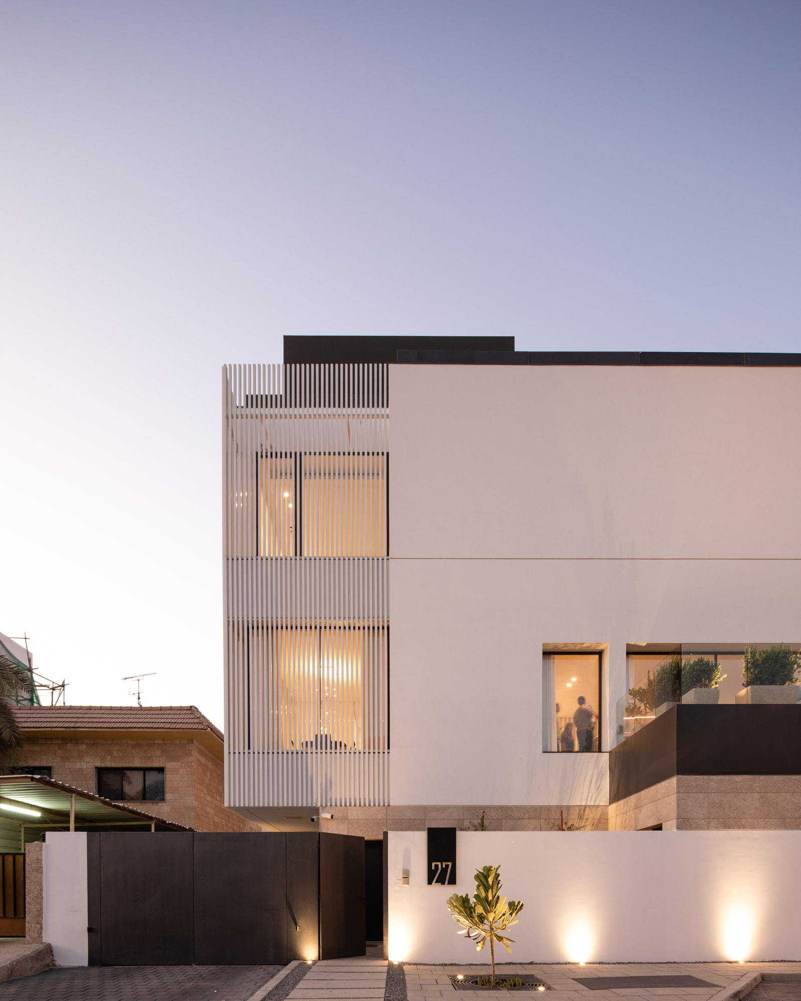 HOUSE IN MISHREF 24